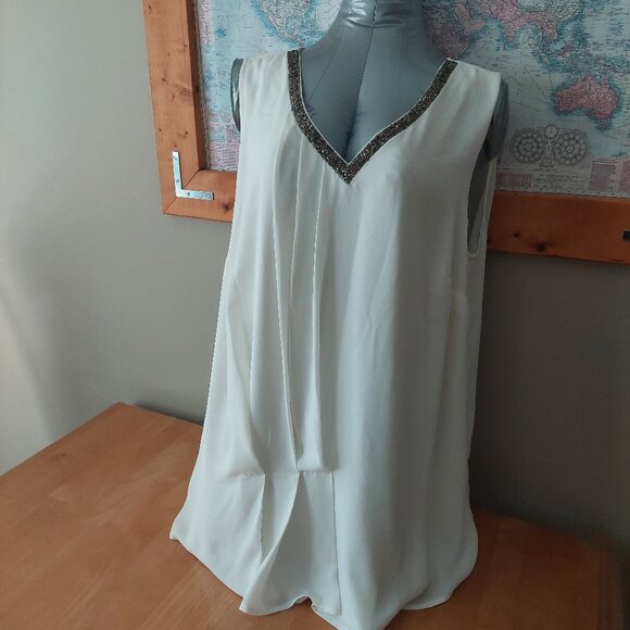 Penningtons Plus Size Womens Cream Tank Top with Embelishment V Neck Trim - Picture 1 of 12